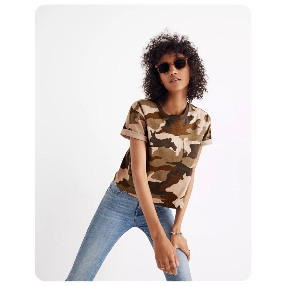 Easy Crop Tee in Cottontail Camo